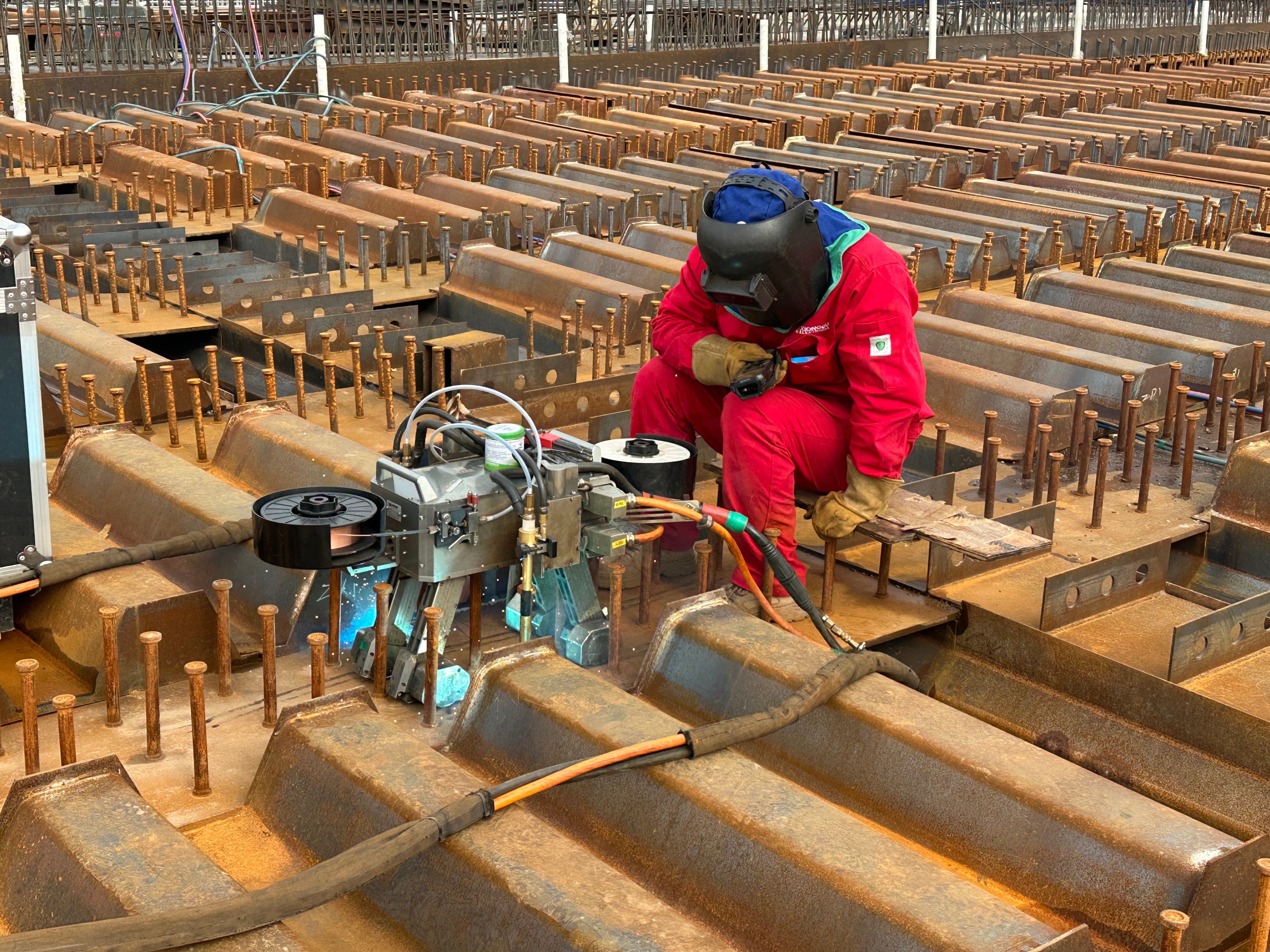 automatic welding equipment
