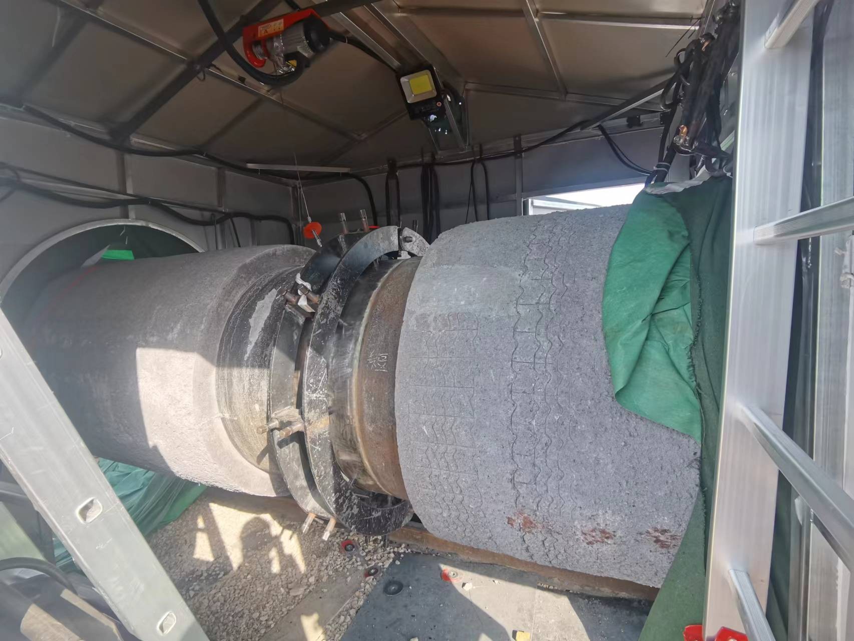 automatic welding equipment